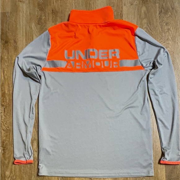 Under Armour Athletic Cold Gear 1/4 Zip Top Youth Large Gray & Orange - Picture 9 of 9